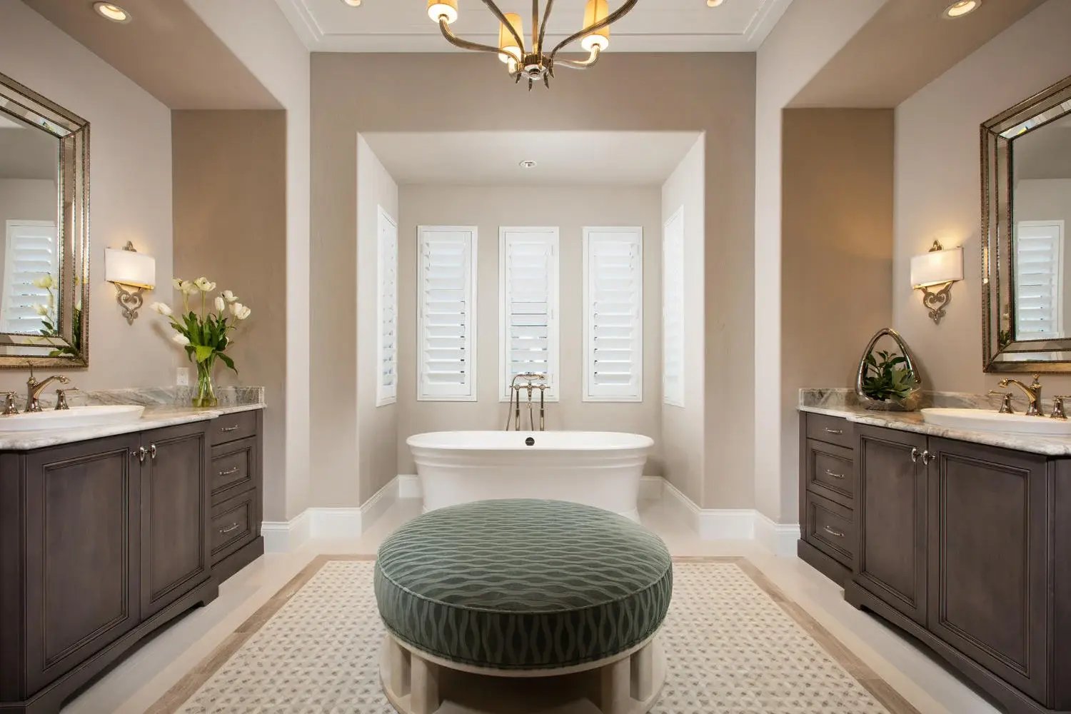 15506-Anchorage-Pl_LWR_Buda_Masterbath
