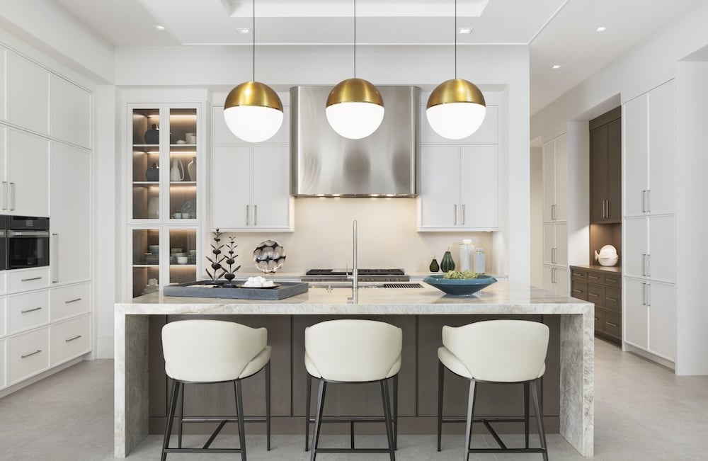 LH_2021 Gordon Dr E_Kitchen