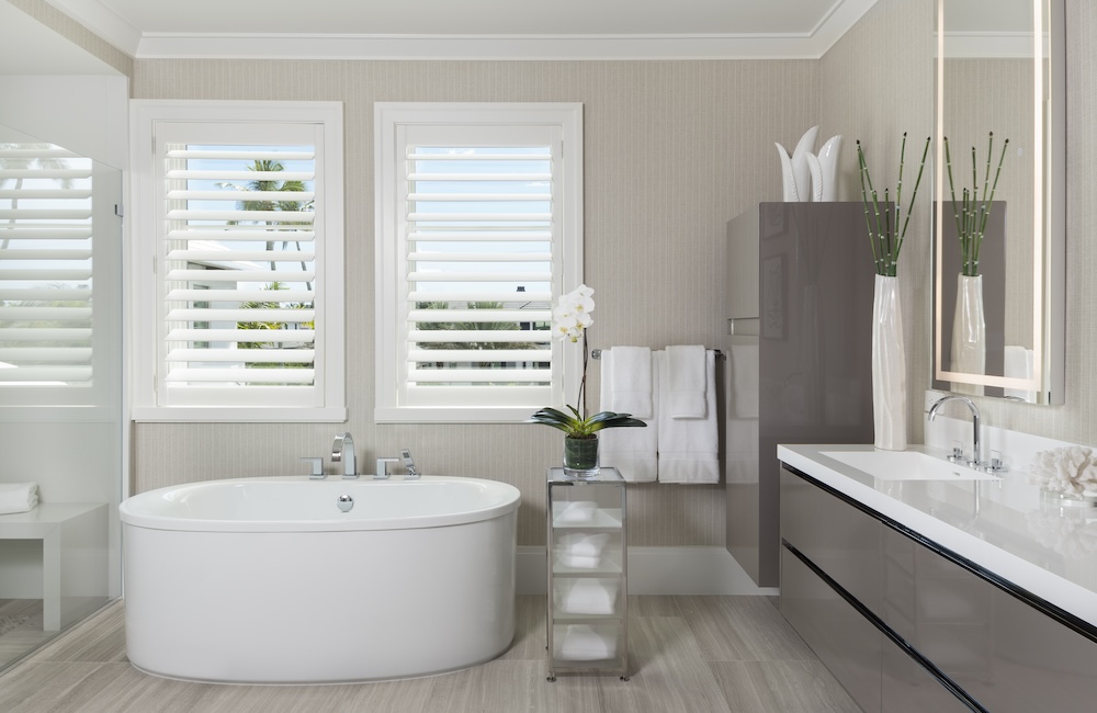 LH_3233 Gin Ln_Guest Bathroom1